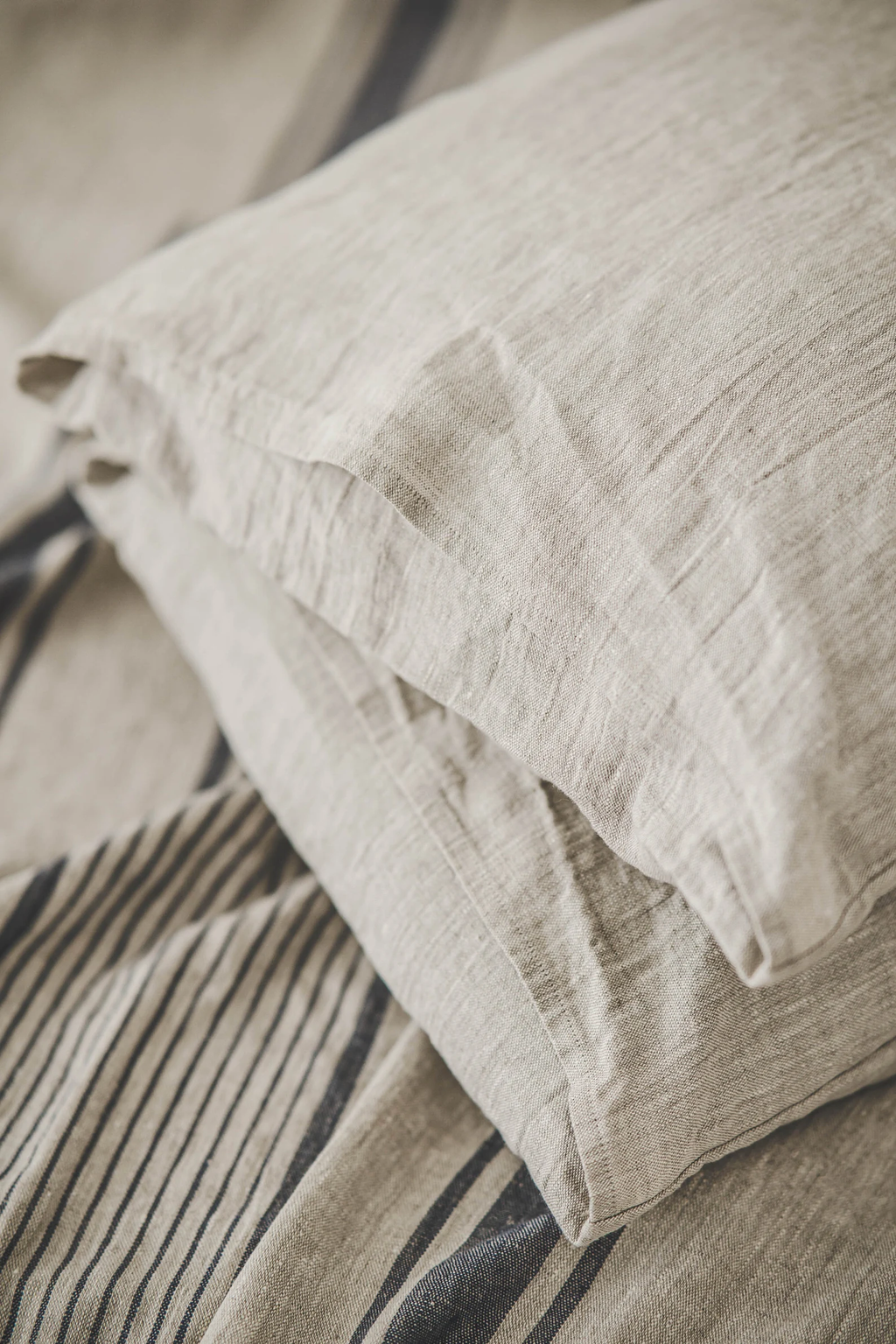 Rustic linen pillowcase, Gently rough linen pillowcase, Natural undyed linen pillow cover, Heavy linen cushion, Washed linen pillowcase.