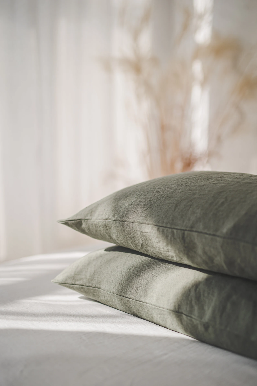Linen pillowcase with envelope closure, Various colors available, Soft natural linen pillow cover, Standard, queen, king linen pillowcase.