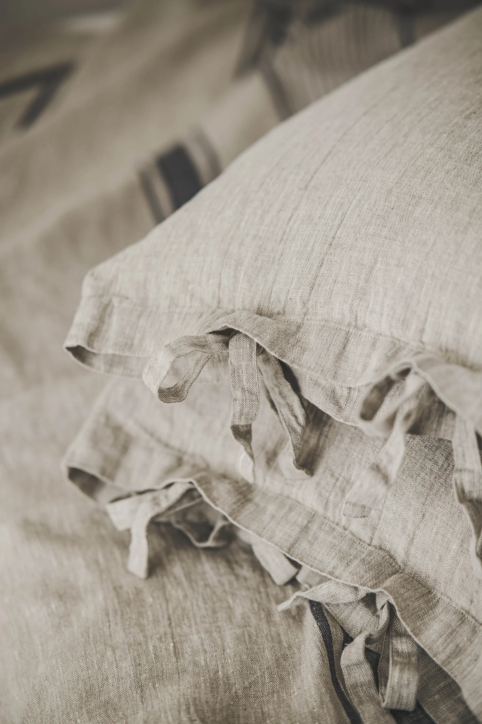 Rustic linen pillowcase, Gently rough linen pillowcase, Natural undyed linen pillow cover, Heavy linen cushion, Washed linen pillowcase.
