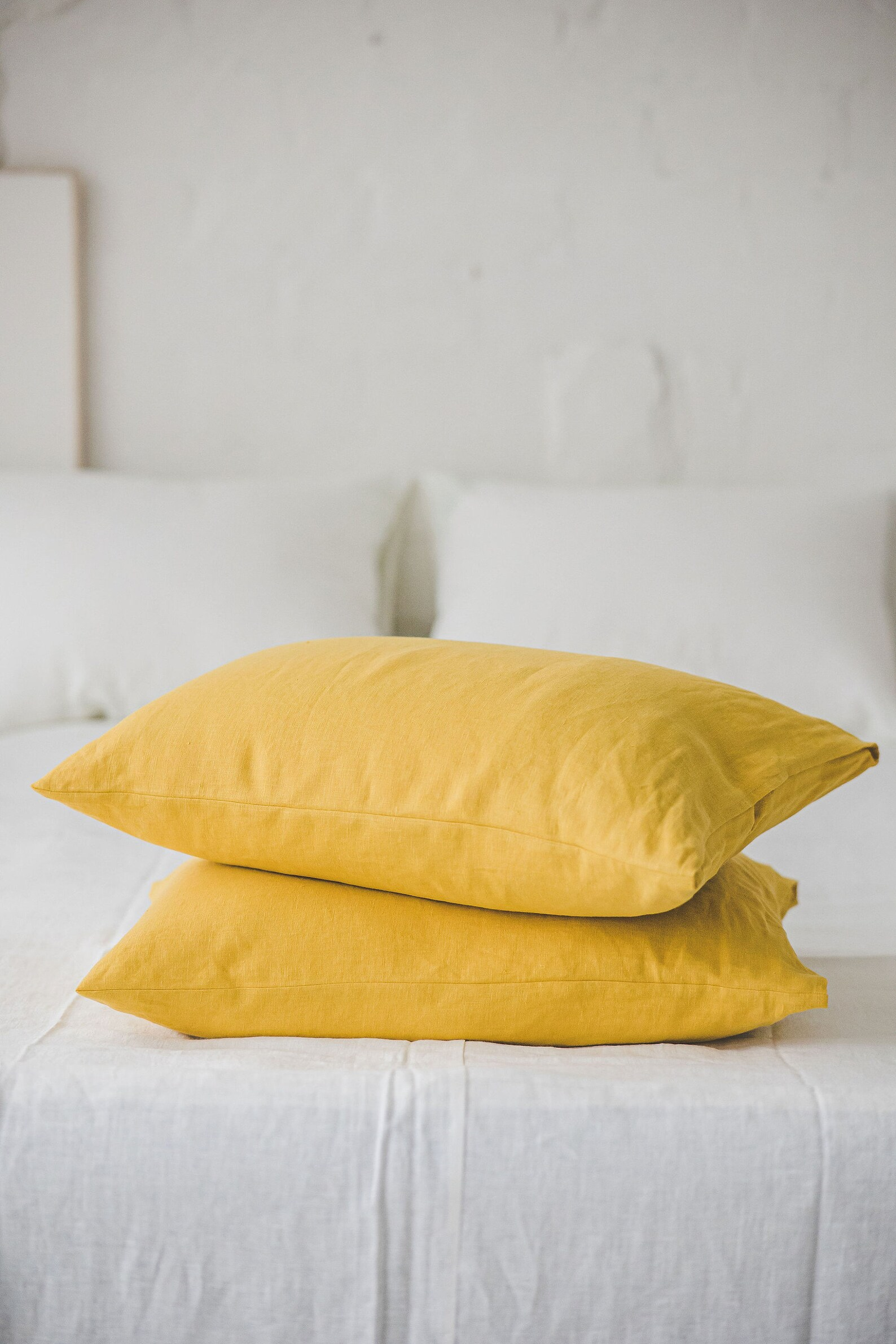 Cocoa linen pillowcase with envelope closure, Softened linen pillow cover, Handmade custom size cushion cover, Natural linen pillowcase.